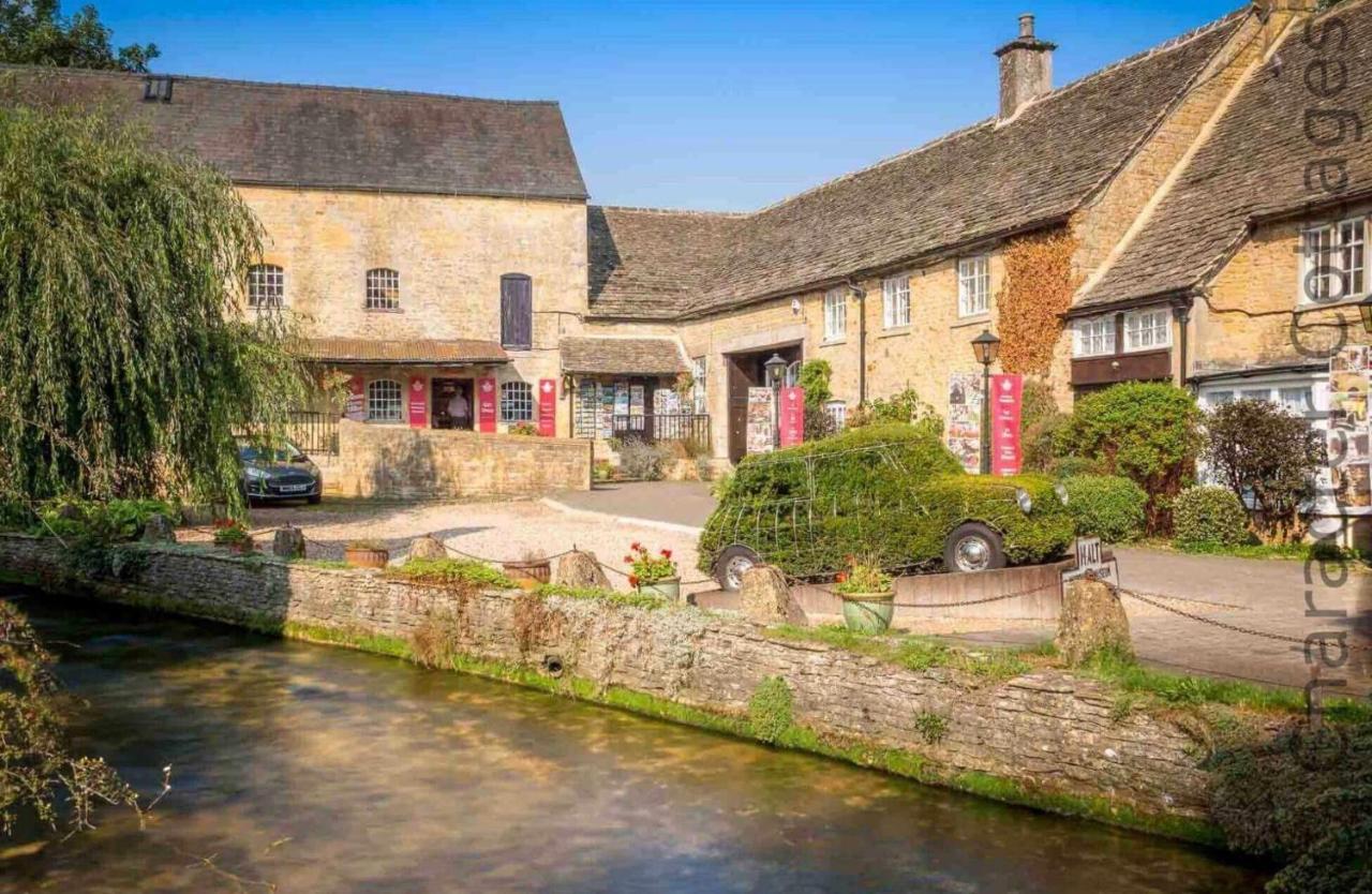 Weir Cottage Bourton-on-the-Water Buitenkant foto