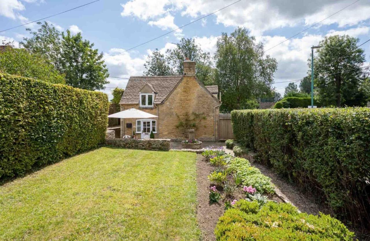 Weir Cottage Bourton-on-the-Water Buitenkant foto